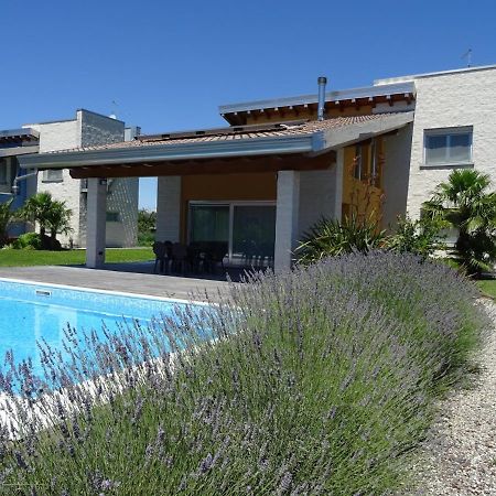Villa Ocra Lignano Sabbiadoro Esterno foto