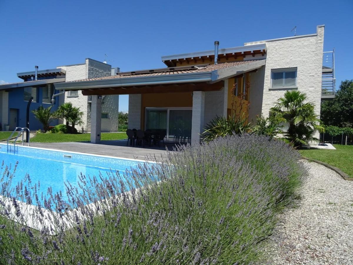 Villa Ocra Lignano Sabbiadoro Esterno foto