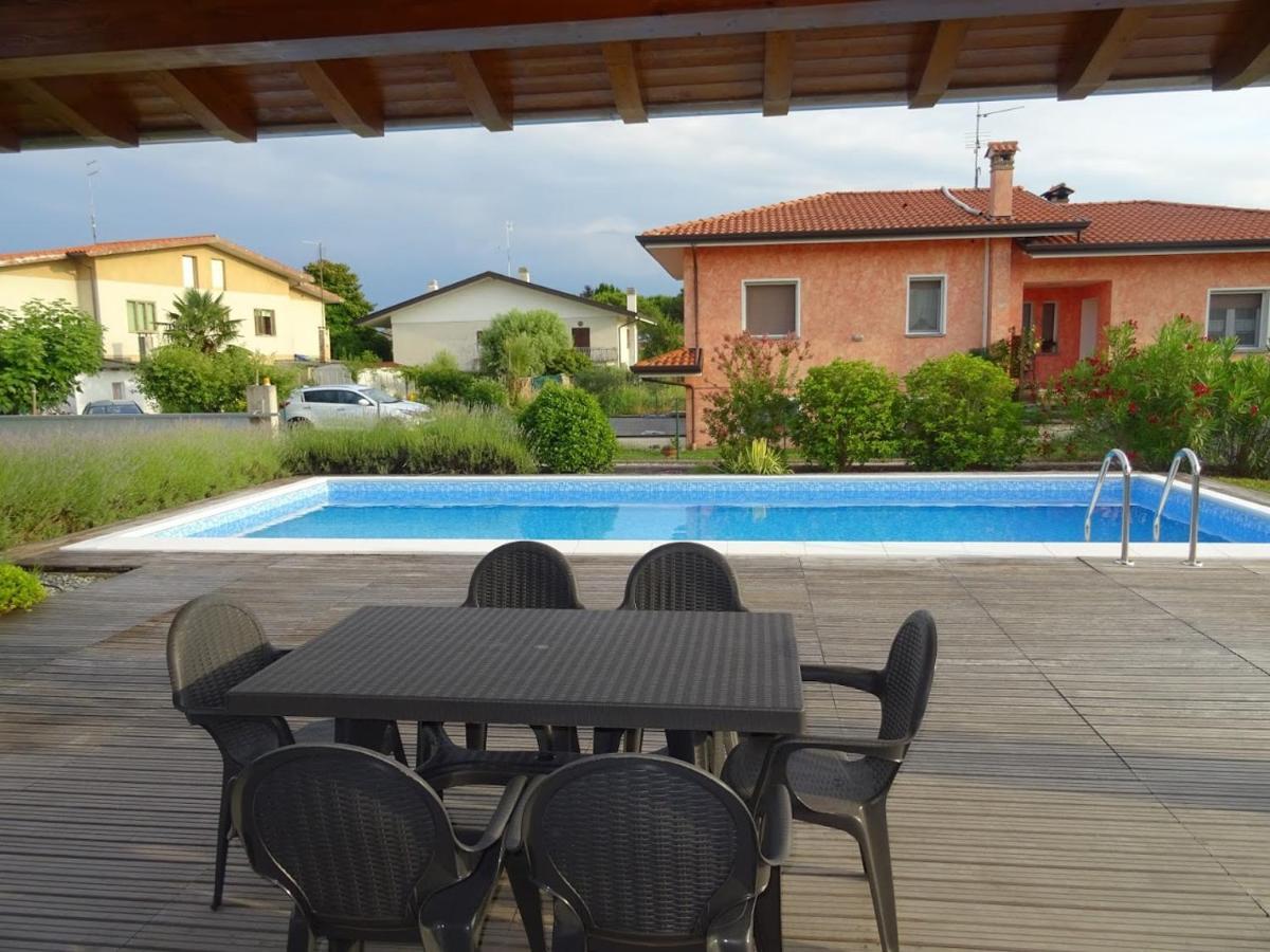 Villa Ocra Lignano Sabbiadoro Esterno foto